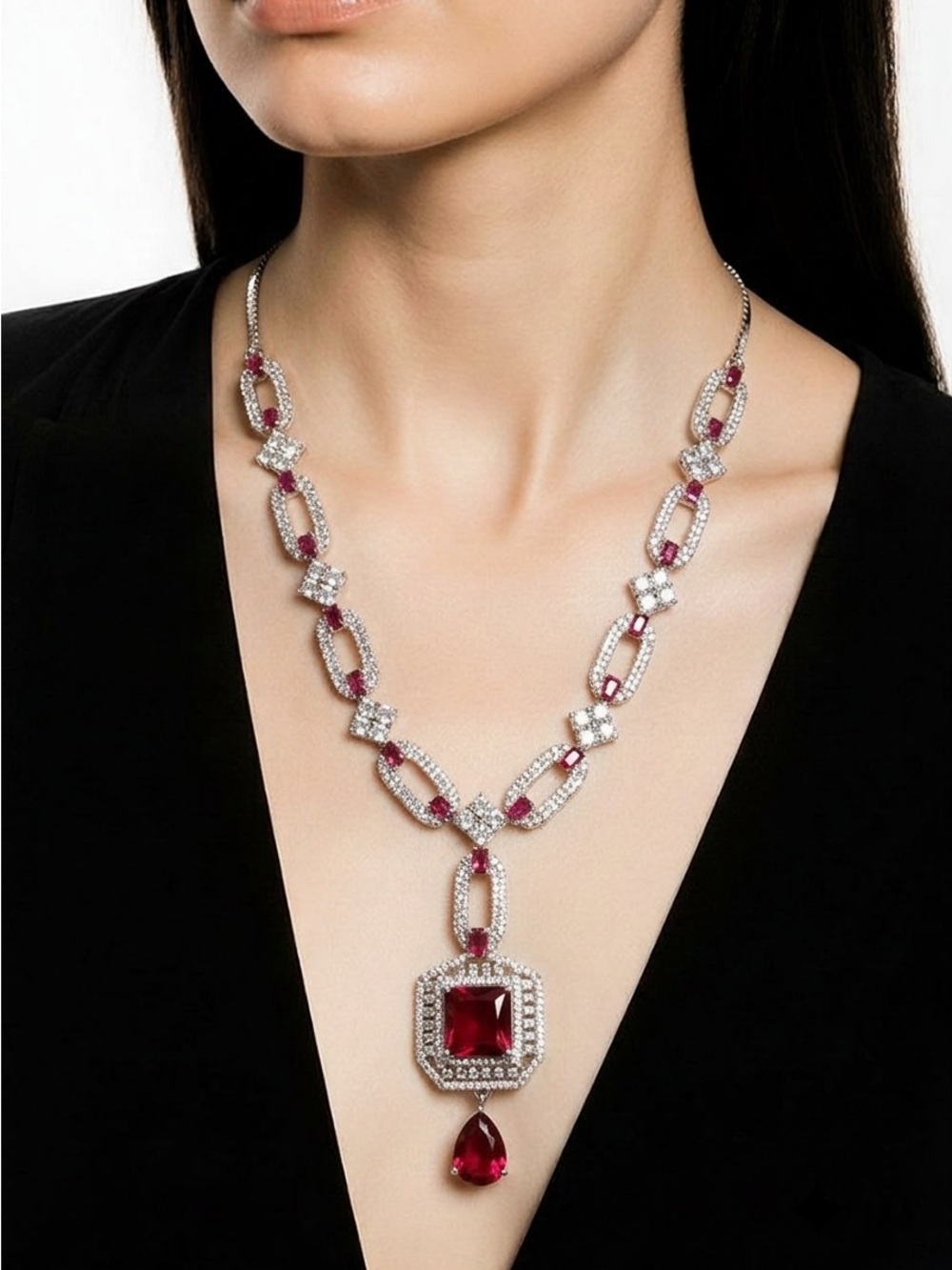Elegant Ruby-Red Crystal Link Necklace
